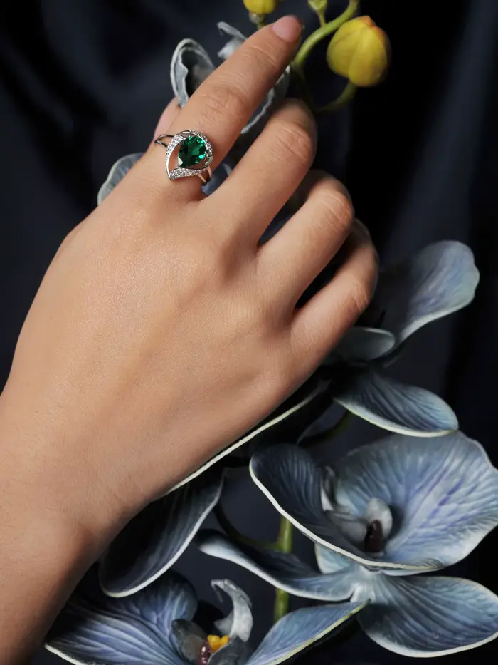 Bague Potiy en argent sterling 925 avec émeraude nano simulée de 2
