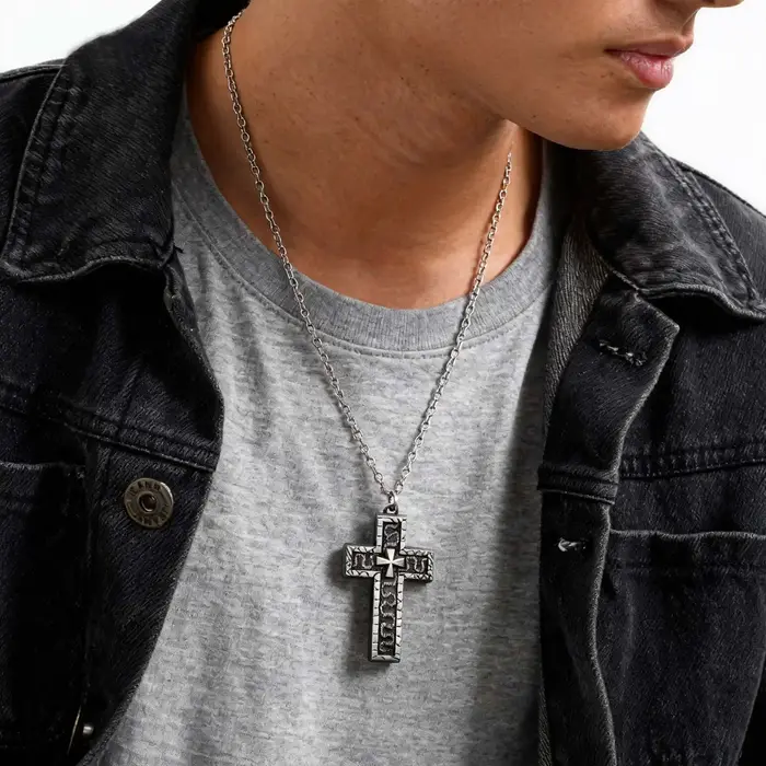 Collier pendentif croix ouvrable avec compartiment Secret Vintage