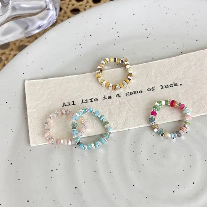 Bague perlée colorée pour femmes et filles