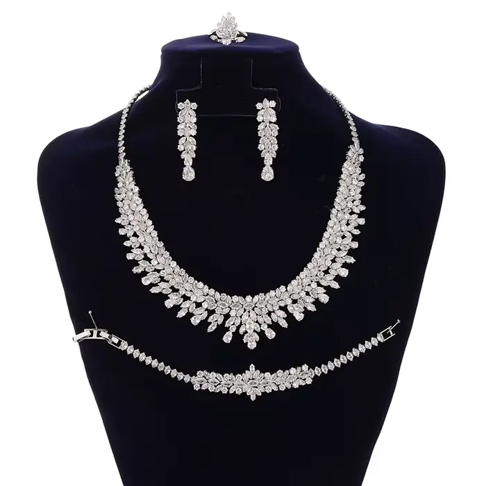 Ensembles de bijoux HADIYANA mariée zircone pour les femmes fête luxe collier Bracelet boucle d'orei