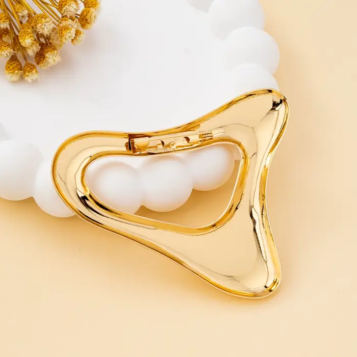Broche pour femme, style simple et classique