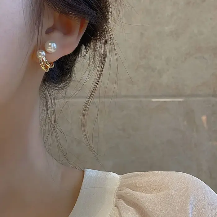 Boucles d'oreilles pendantes double usage couleur or avec perles pour femme