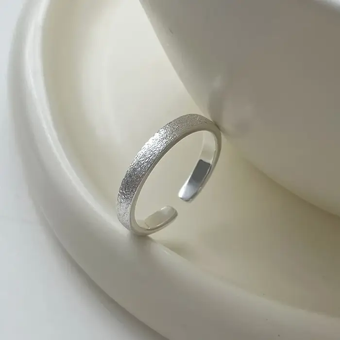 Bague couleur argent pour femmes