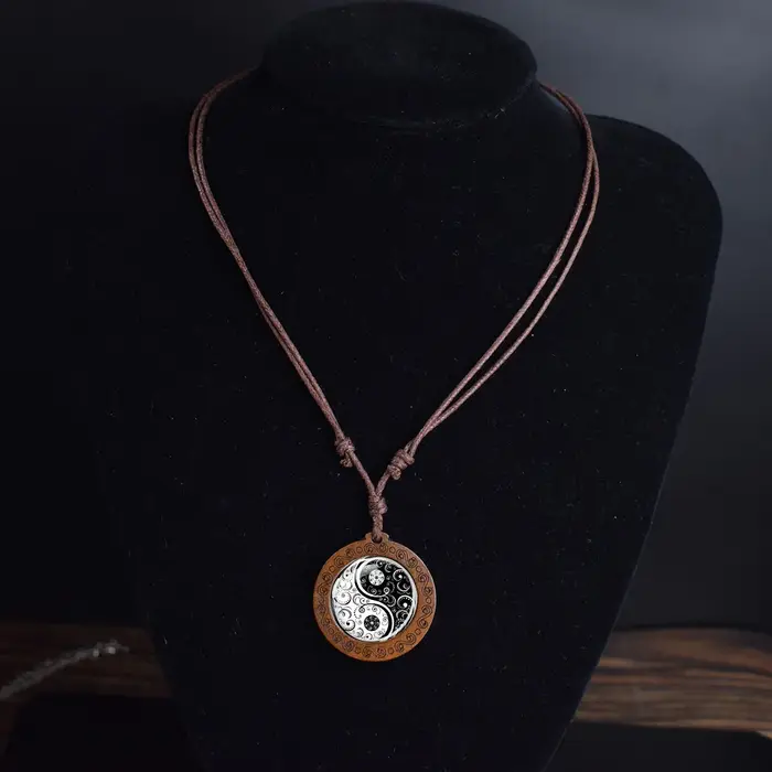 Yinyang Taichi – collier en bois