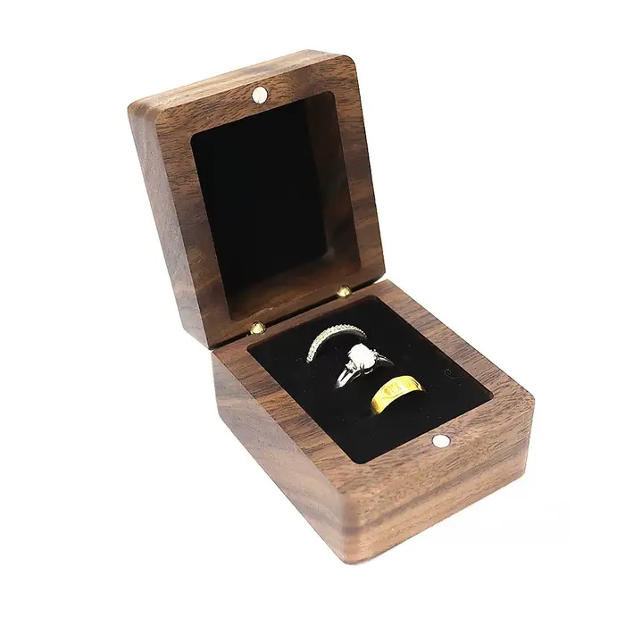Boîte de rangement en bois pour ensemble de bagues de fiançailles, avec trois emplacements pour cart