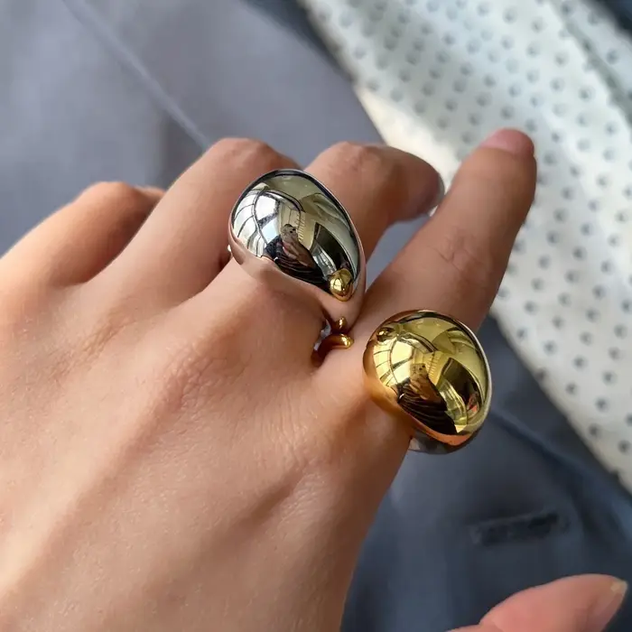 Bague en argent faite à la main pour femme
