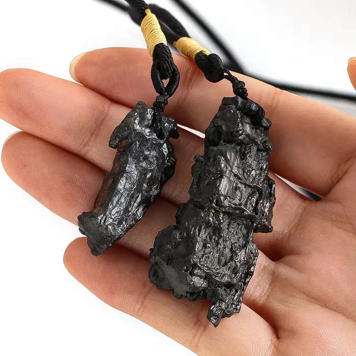Collier pendentif météorite tourmaline noire naturelle brut bijou homme cadeau occasion spéciale