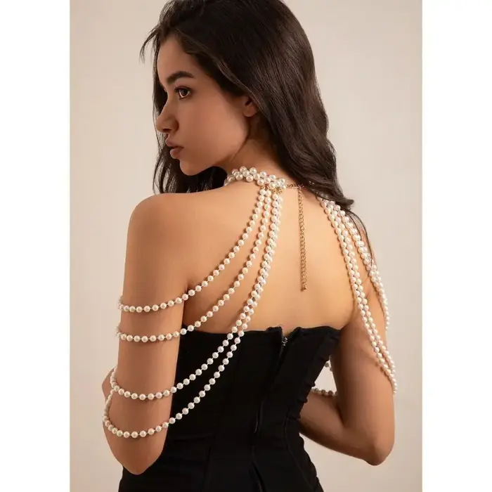 Collier de perles d'imitation fait main