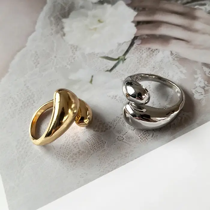 Bague ouverte en forme de goutte d'eau style punk rock pour femmes en acier inoxydable plaqué or 18 carats occasions spéciales punk rock alliance fantaisie
