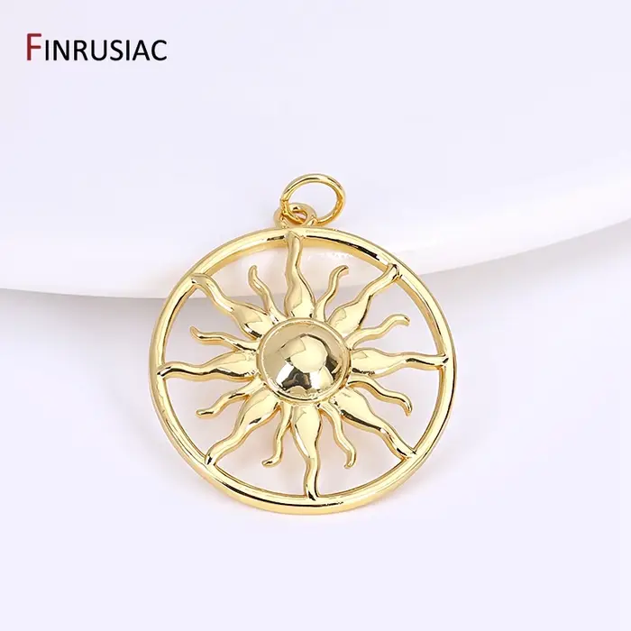 Breloques soleil rondes plaquées or 14K