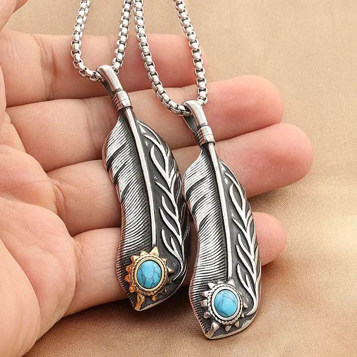 Collier de plumes vintage en acier inoxydable TOGA PULLA pour hommes et femmes, bijou ethnique et style motard pour occasions spéciales