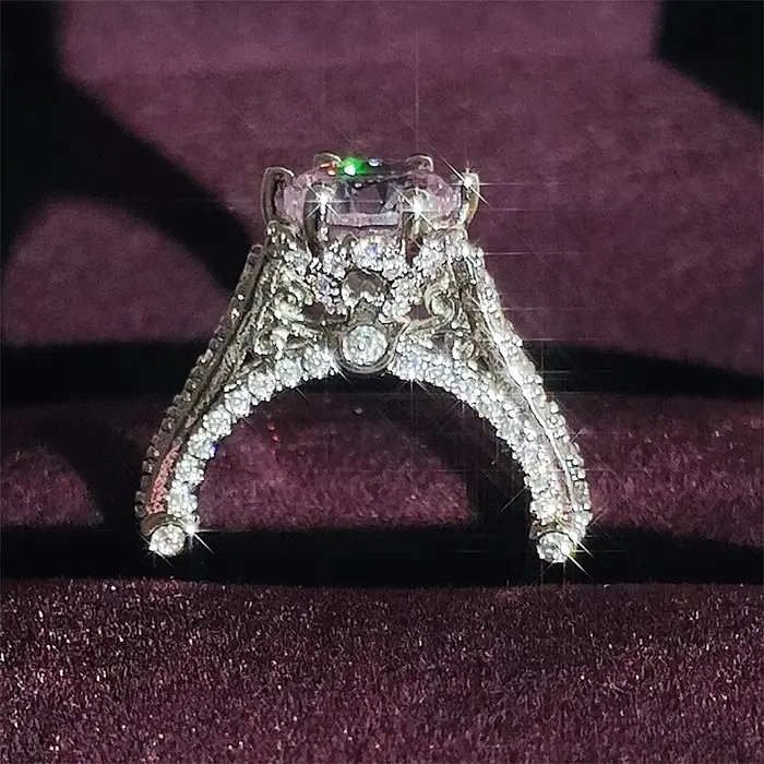 Bague de fiançailles de luxe pour femmes
