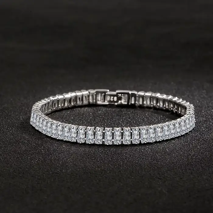 Offres spéciales 925 Bracelet en argent Sterling couleur Noble cristal main pour les femmes charme m