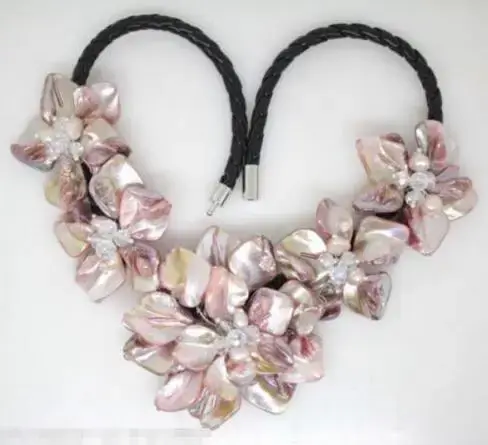 Collier en perles de coquillage naturel