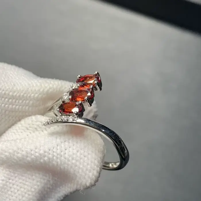 Bague en grenat naturel pour femme, faite à la main, bijoux fins, cadeau multicolore, style vintage, nouvel arrivage