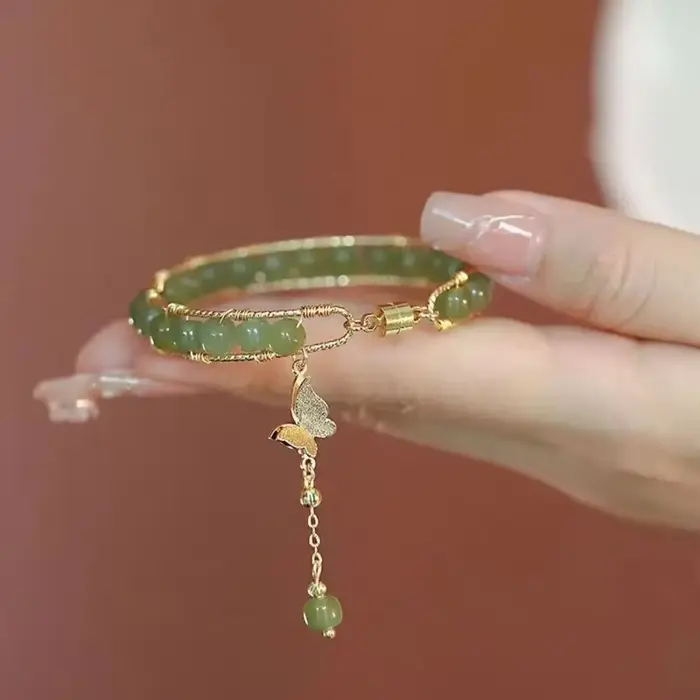 Bracelet perlé rond pour femme, jonc magnétique, pendentif papillon, main JOGirls, bijoux émeraude e