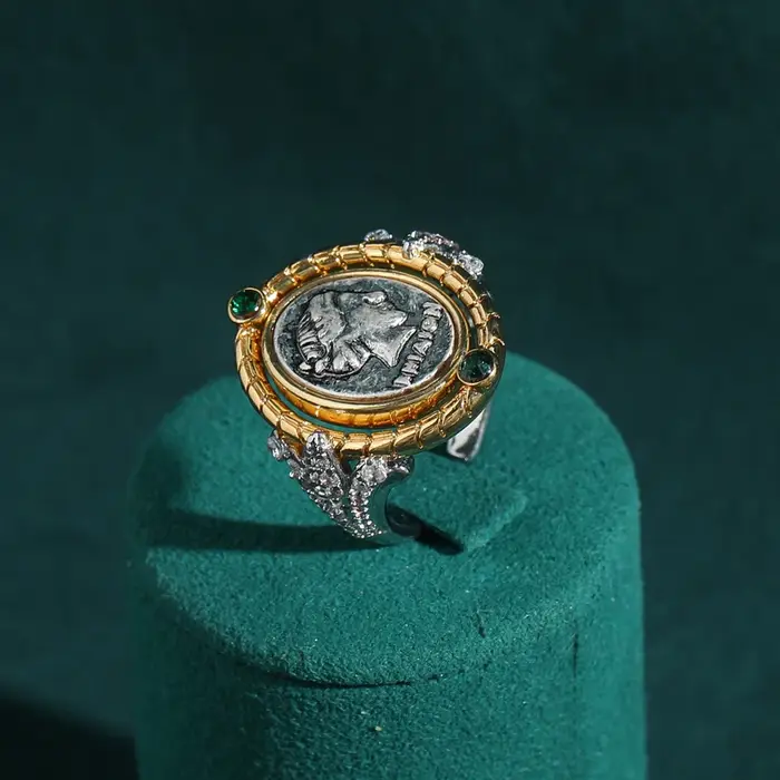 Bagues en forme de tête en or vintage pour femmes