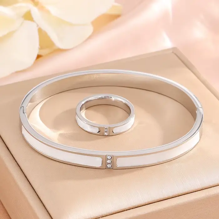 Ensemble de bracelets et bagues en acier inoxydable pour femmes, bijoux à la mode au Design Simple pour fêtes et Banquets