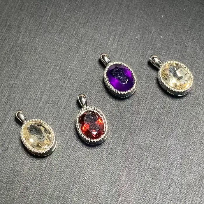 Collier pendentif ovale en CITRINE naturelle