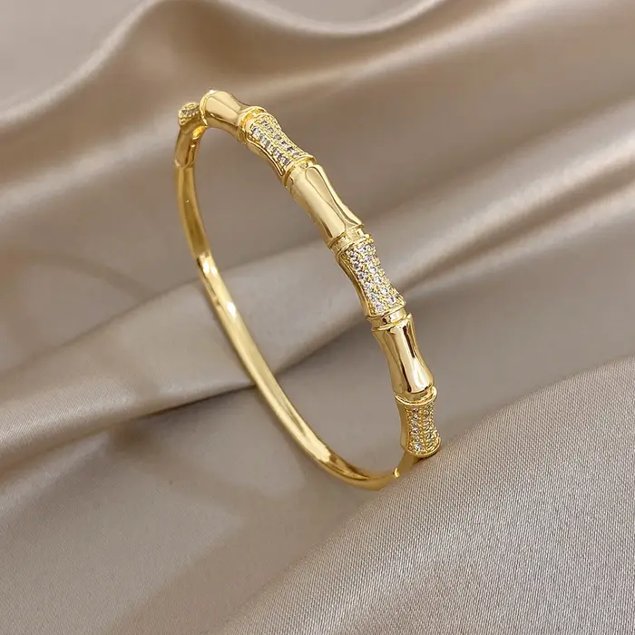 Bracelet manchette élégant en forme de nœud de bambou incrusté de diamants pour femme, plaqué or cla