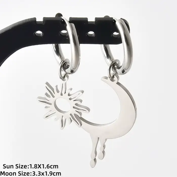 1 paire de boucles d'oreilles asymétriques soleil et lune de haute qualité, en acier inoxydable plaq