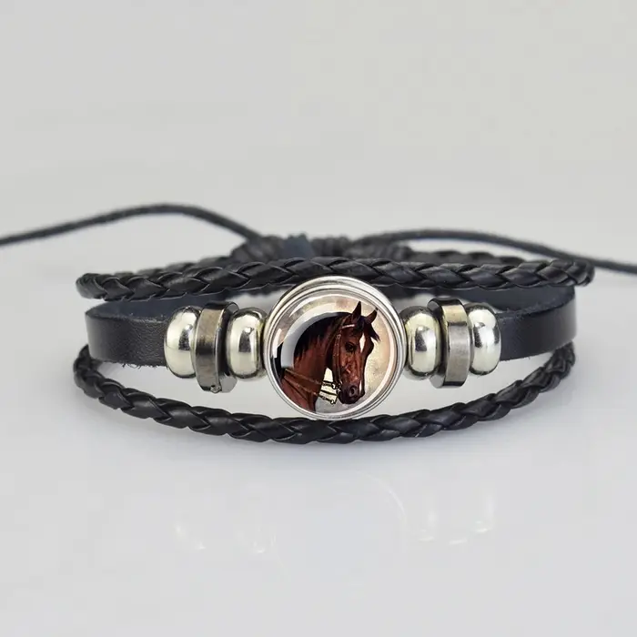 Bracelet en cuir noir à motif tête de cheval pour hommes, cadeau pour amoureux d'équitation