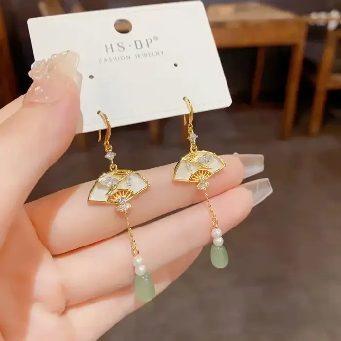 Boucles d'oreilles longues à pampilles en forme d'éventail pour femmes