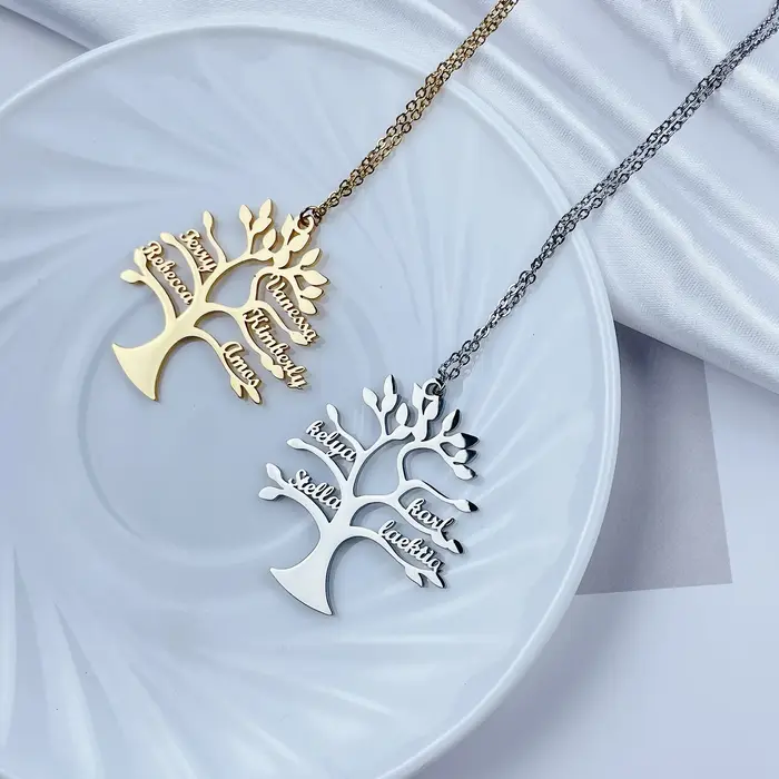 Collier arbre de vie personnalisé avec 1 à 6 noms