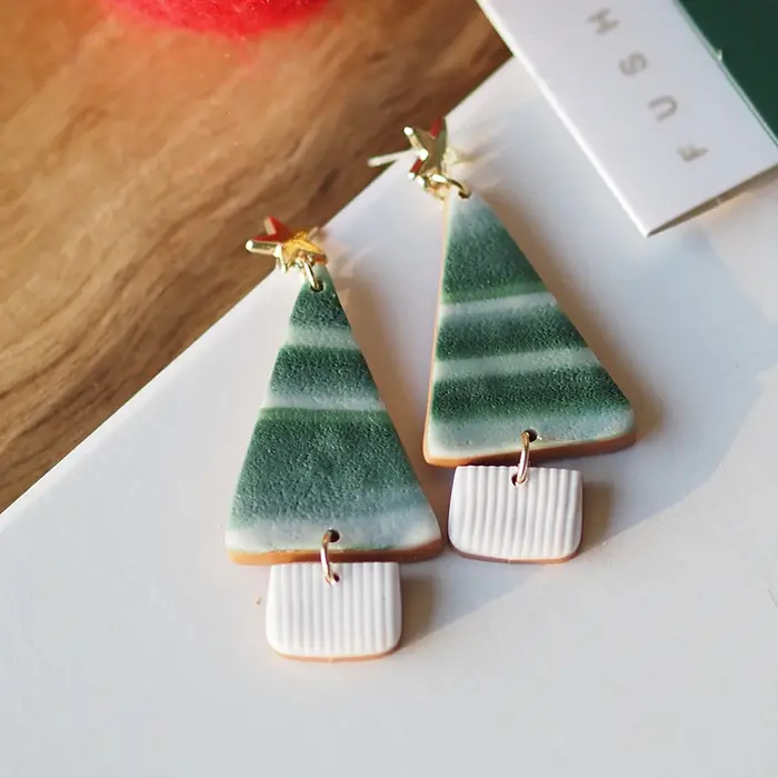 Boucles d'oreilles arbre de noël en argile polymère pour femmes