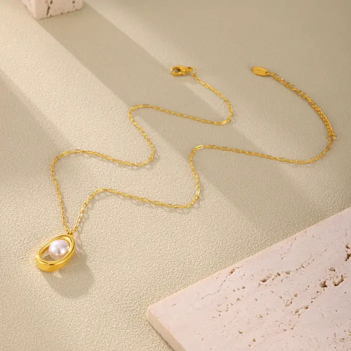 Collier chaîne à maillons pour femme en acier inoxydable avec pendentif creux