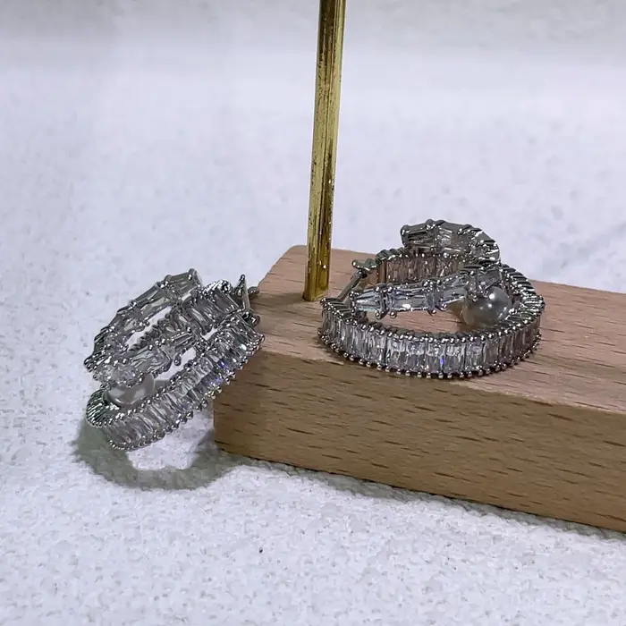 Bracelet de boucles d'oreilles série perle
