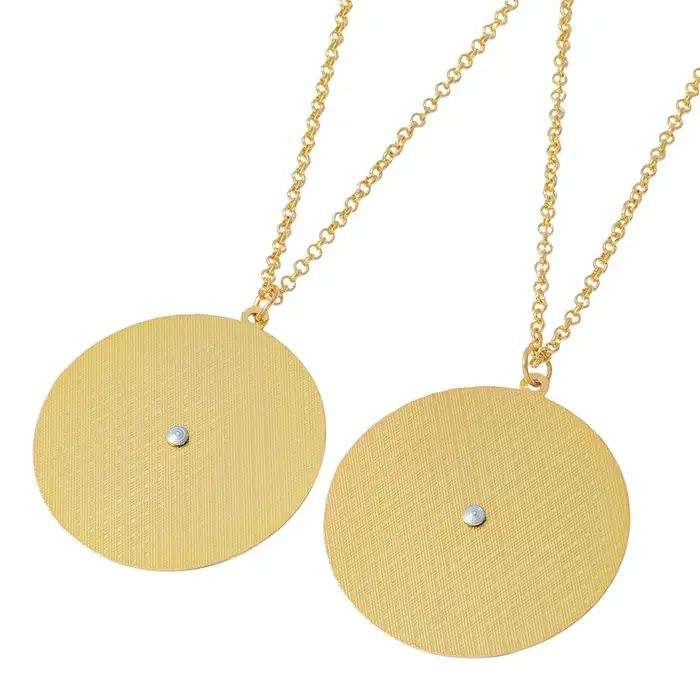 Collier créatif avec pendentif rotatif en forme de roue chromatique