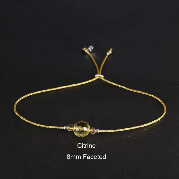 Bracelet en pierre de lune fait à la main