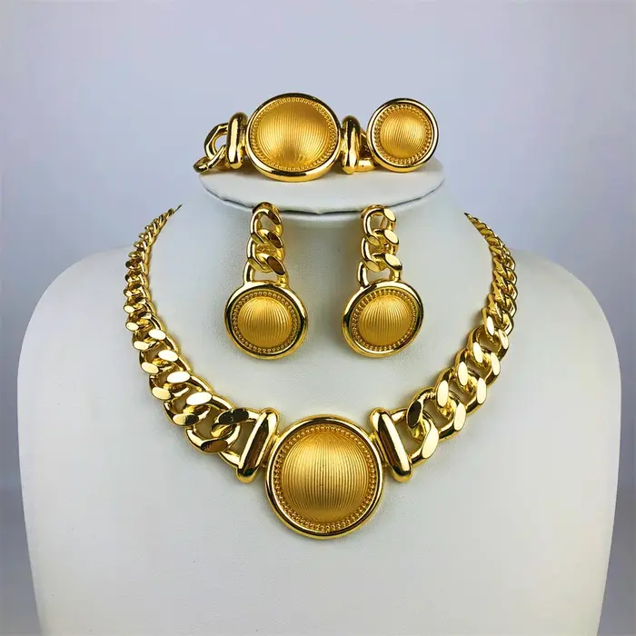 Ensemble de bagues et boucles d'oreilles pour femmes, collier lourd plaqué or brillant de luxe, bijo