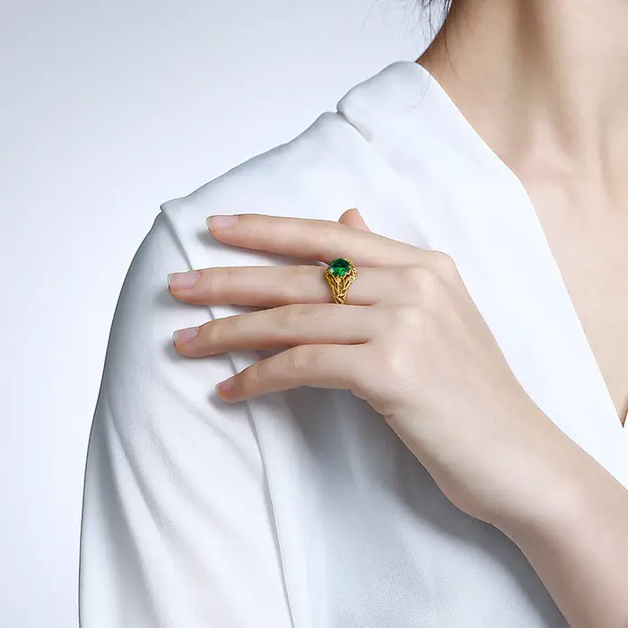 Bague Vintage émeraude en or 14 carats pour femmes