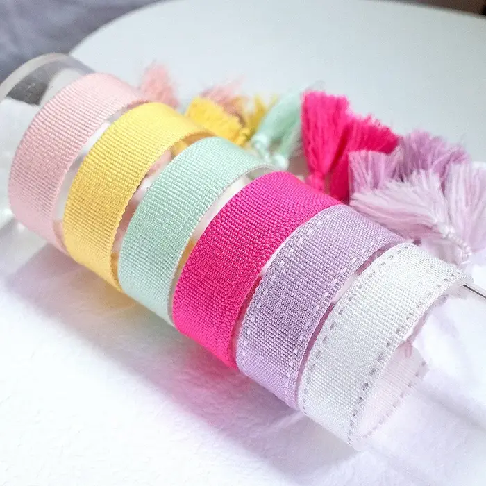 Bracelet bohème en tissu tressé pour femmes