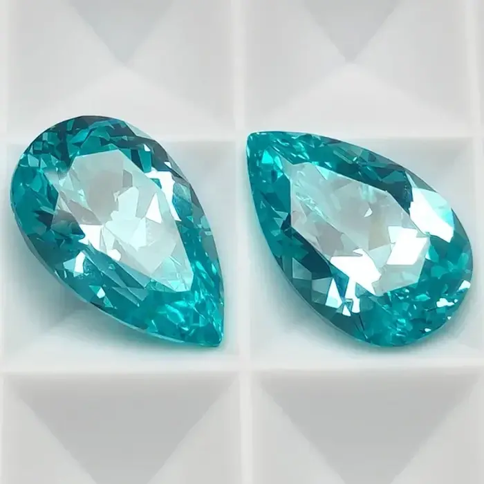 Pierres précieuses Paraiba cultivées en laboratoire