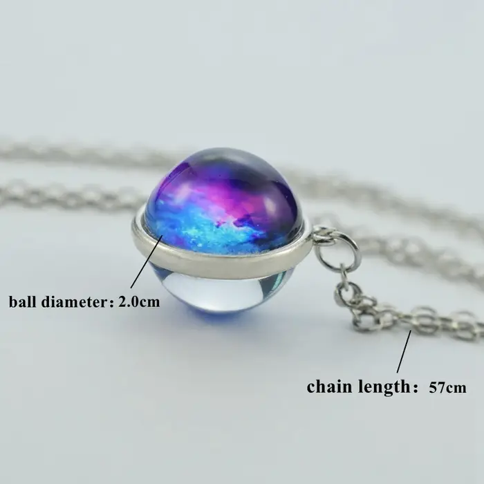 Collier boule de verre de nébuleuse de galaxie