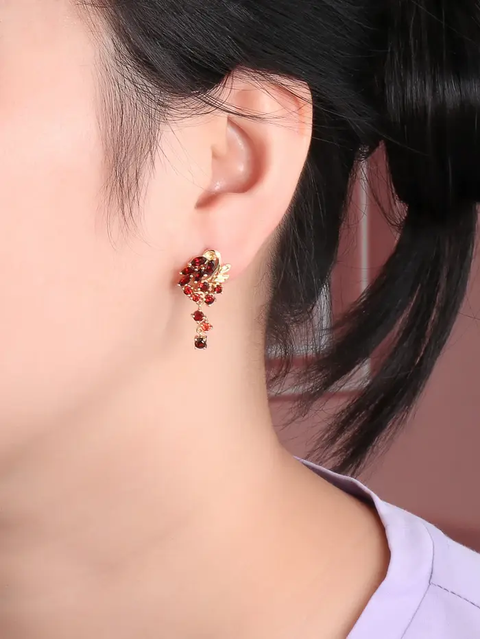 Boucles d'oreilles en argent sterling 925 avec grenat rouge naturel