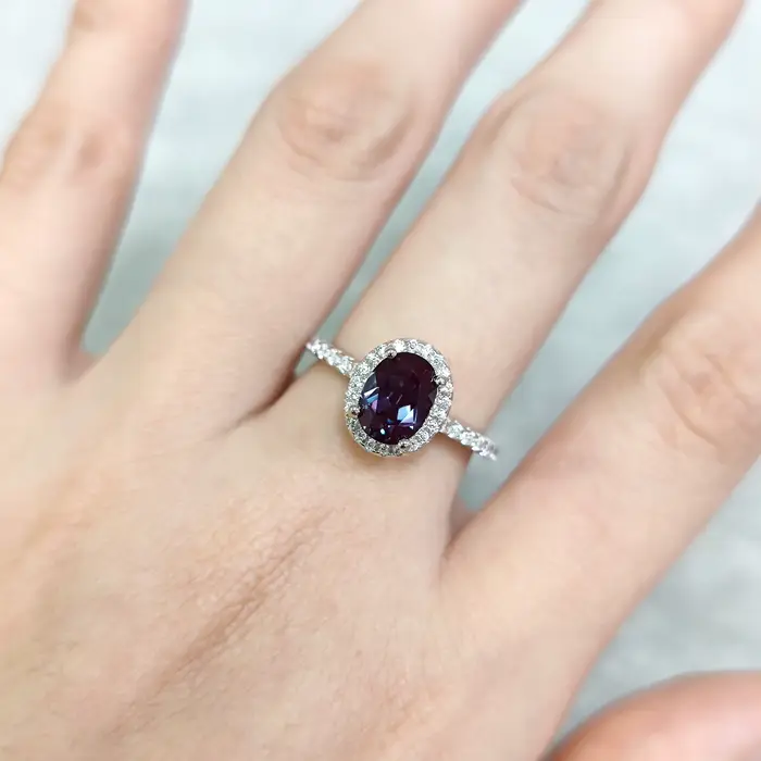 GEM'S BALLET Ovale 6X8mm Halo Lab Alexandrite Bague de fiançailles en argent sterling 925 Anniversaire