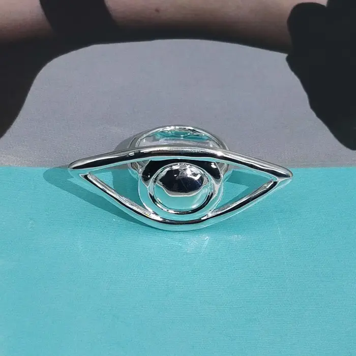 Nouveauté 2026 : Bague œil style punk rock en or et argent