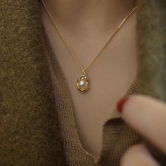 Collier pendentif en perles incrustées pour femmes, Design de luxe, chaîne cubaine en acier inoxydab