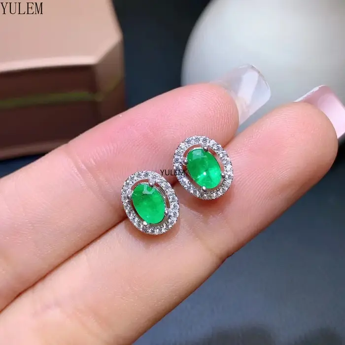 Boucles d'oreilles en argent sterling 925 et émeraude naturelle ovale pour femmes occasions spéciales élégantes