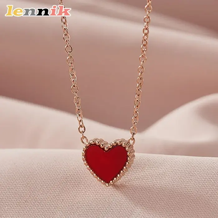 LENNIK Collier coeur rouge noir en acier titane célèbre sur Internet