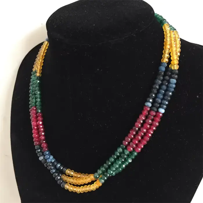 Collier en pierre naturelle avec motifs floraux pour femmes, chaîne réglable, élégant et polyvalent pour parties et soirées de bal