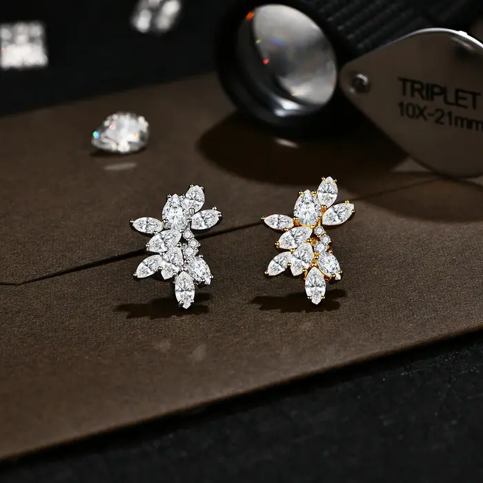 Boucles d'oreilles à tige en diamant Moissanite pour femme