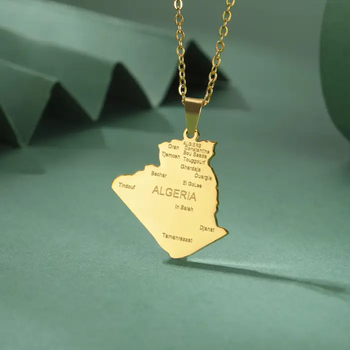 Dreamtimes – collier avec pendentif carte de l'algérie