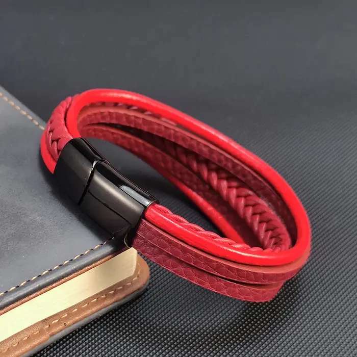 Bracelet en cuir tressé rouge pour hommes