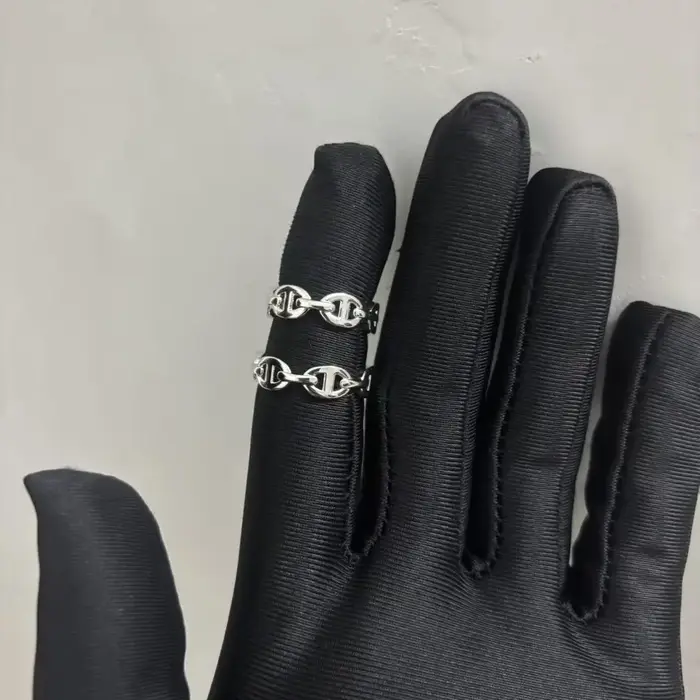 Bague à chaîne ovale électroplaquée classique et élégante