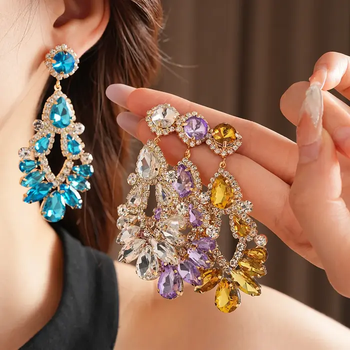 Boucles d'oreilles antiques en strass pour femmes